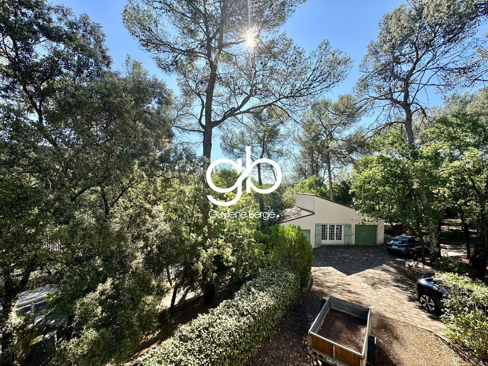 � vendre  Maison Saint-Cl�ment-de-Rivi�re (34980)