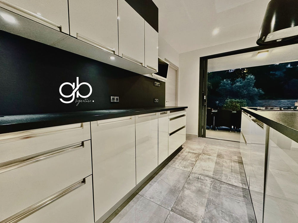 � vendre  Maison Saint-Cl�ment-de-Rivi�re (34980)