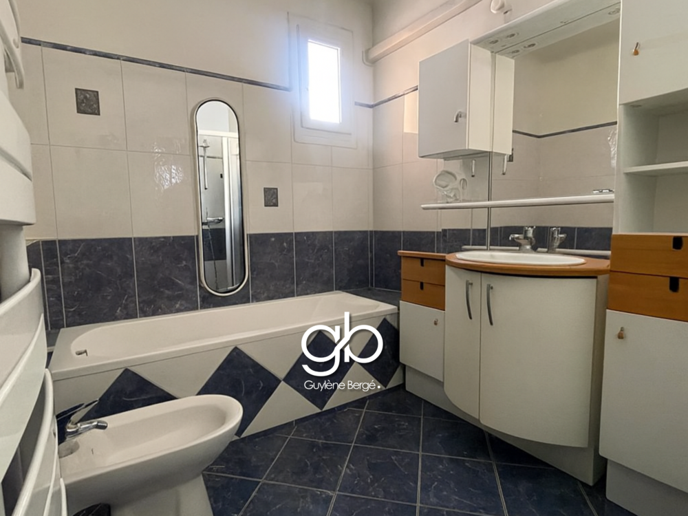 � vendre  Maison P�rols (34470)