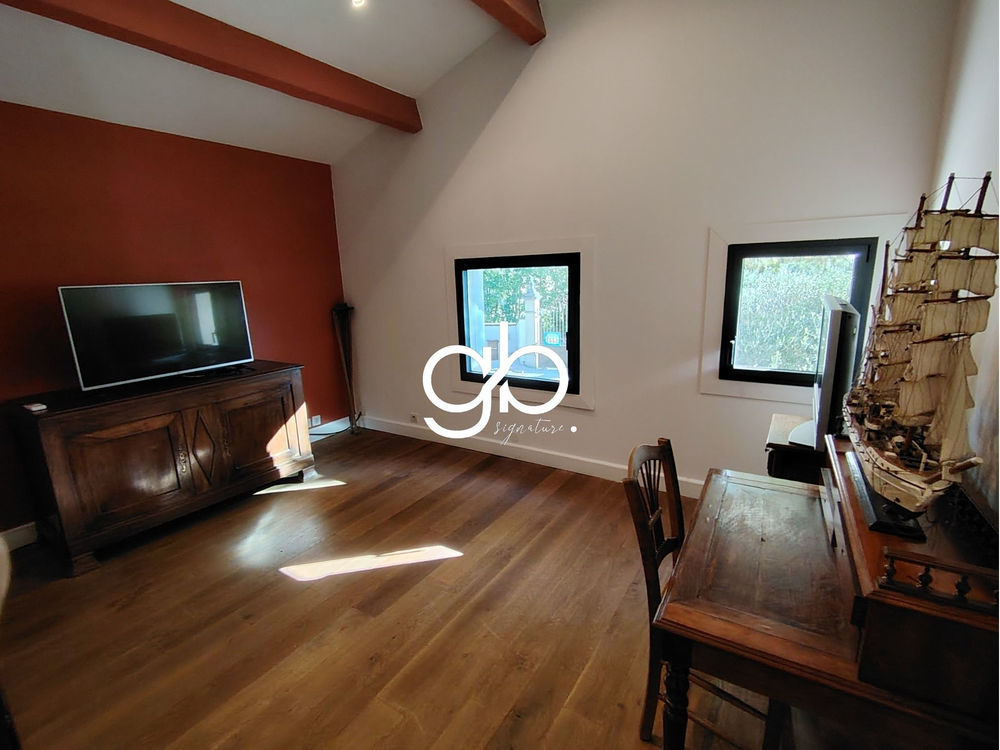 � vendre  Maison Uz�s (30700)