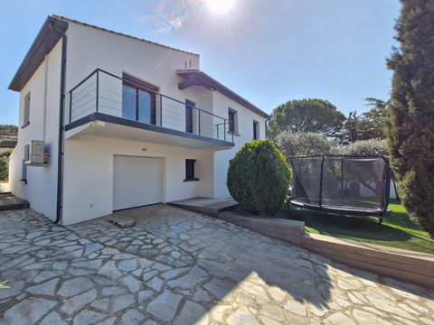   Villa familiale de 154m2 r�nov�e avec piscine chauff�e et proche nature en exclusivit� � Sussargues Maison - 6 pi�ce(s) - 154 m�