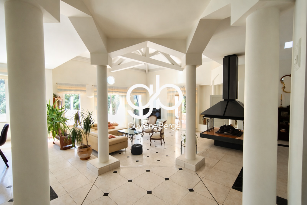 � vendre  Maison Saint-Mathieu-de-Tr�viers (34270)