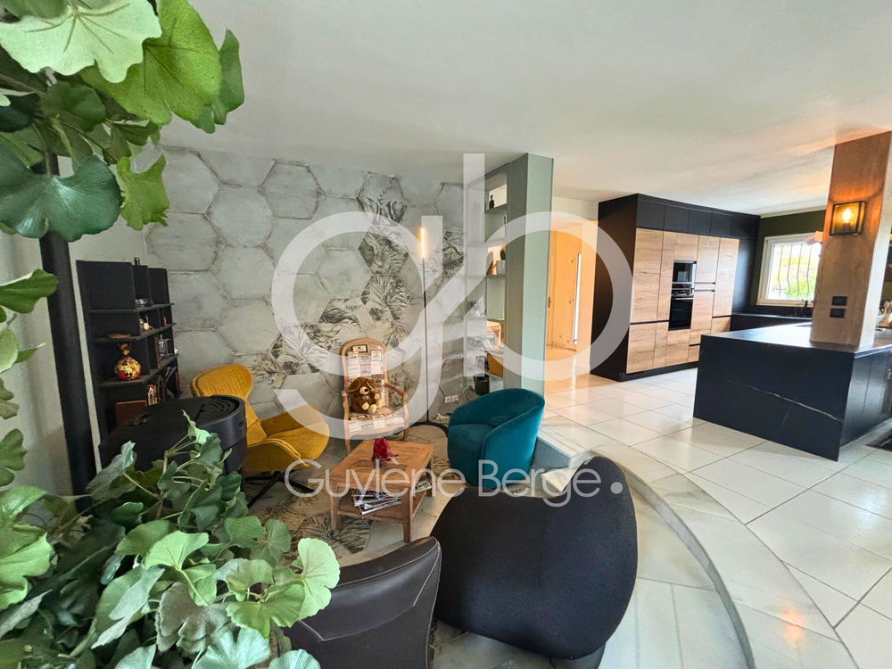 � vendre  Maison P�rols (34470)