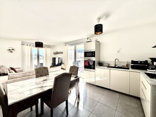  Appartement � vendre 3 pi�ces 65 m�