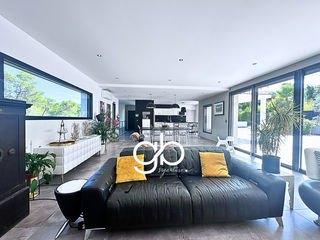  Maison � vendre 6 pi�ces 325 m�