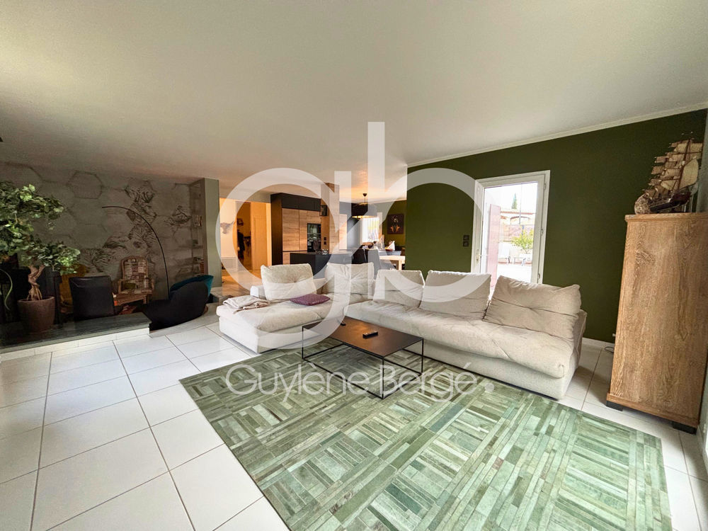 � vendre  Maison P�rols (34470)