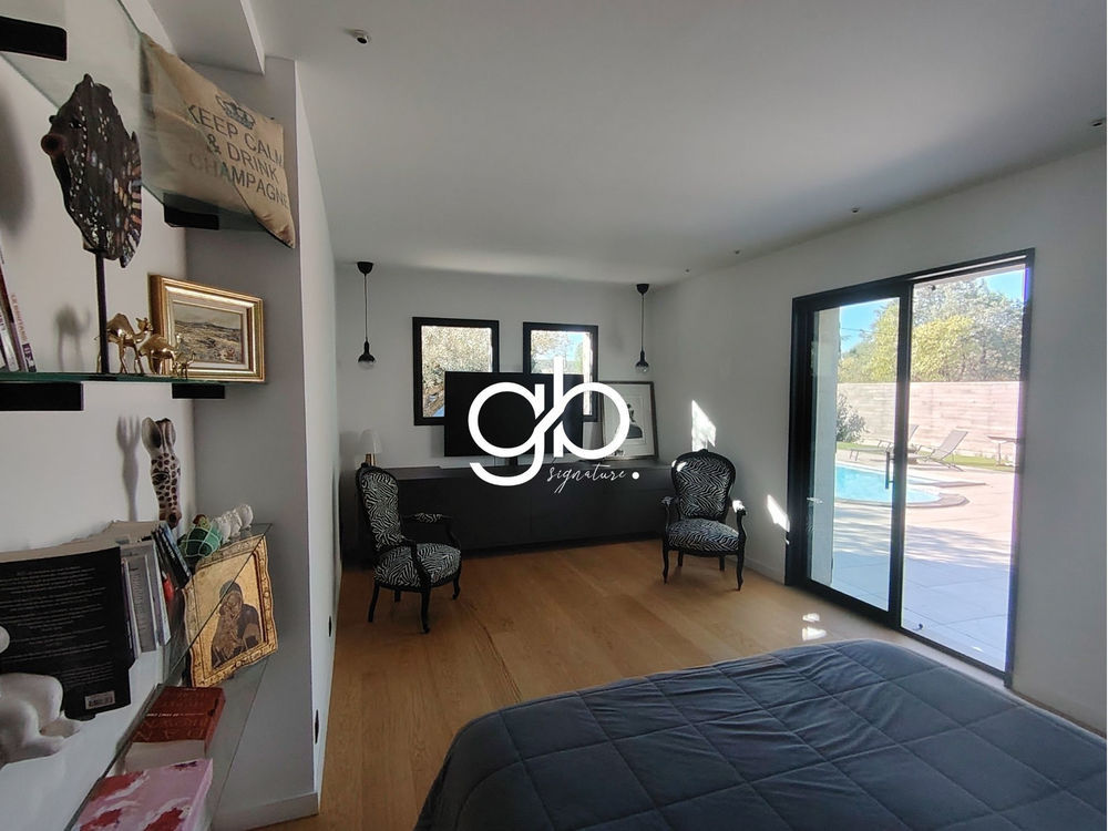 � vendre  Maison Uz�s (30700)