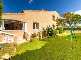  Maison � vendre 6 pi�ces 225 m�