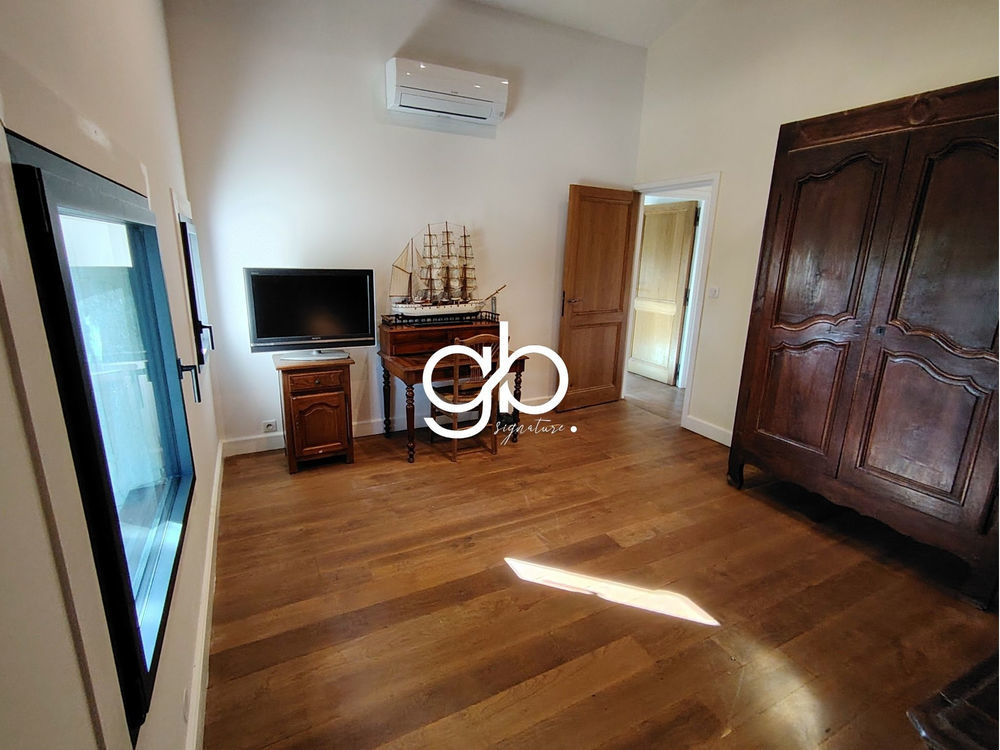 � vendre  Maison Uz�s (30700)