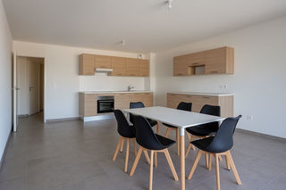  Appartement � vendre 4 pi�ces 80 m�