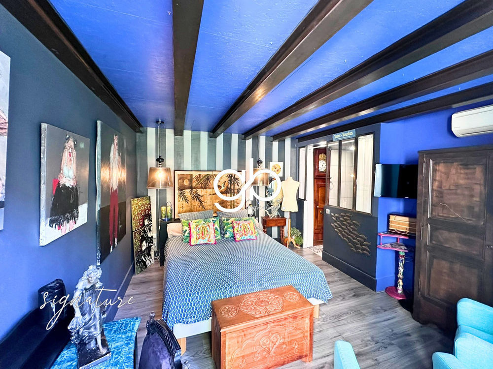 � vendre  Maison Aigues-Mortes (30220)