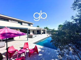  Maison � vendre 6 pi�ces 325 m�