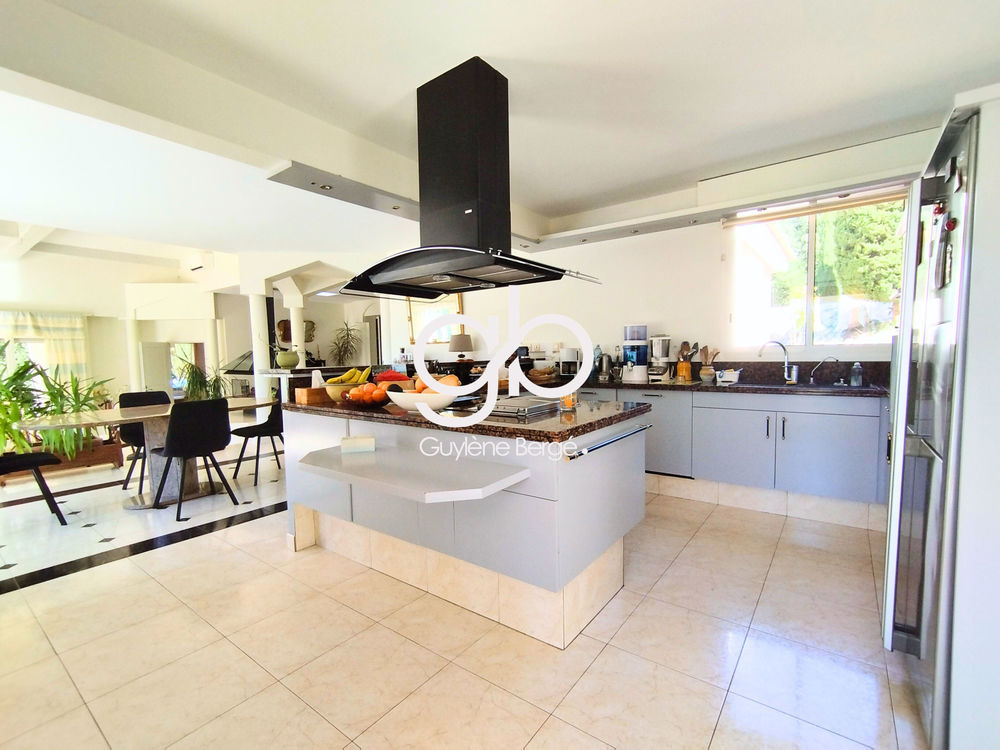 � vendre  Maison Saint-Mathieu-de-Tr�viers (34270)