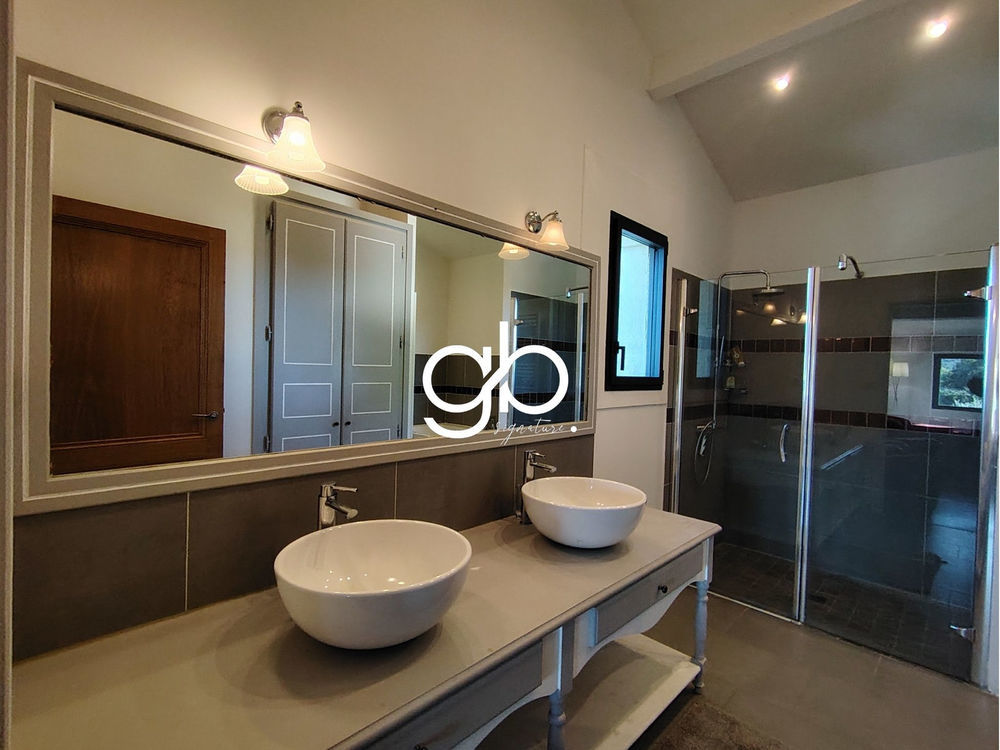 � vendre  Maison Uz�s (30700)