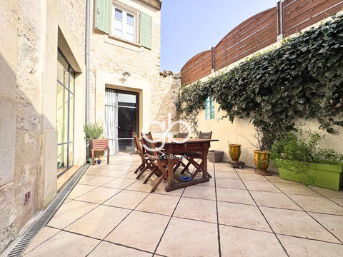   Maison de caract�re de 145 m2 avec 4 chambres Maison - 6 pi�ce(s) - 145 m�