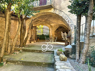  Maison � vendre 7 pi�ces 256 m�