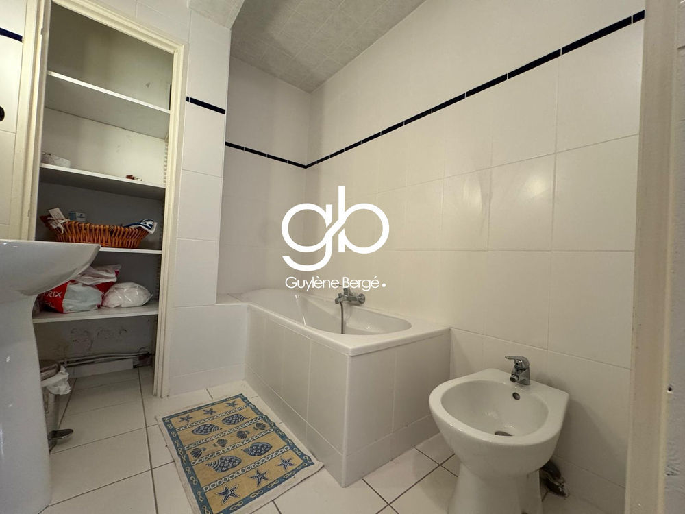 � vendre  Maison Saint-Cl�ment-de-Rivi�re (34980)