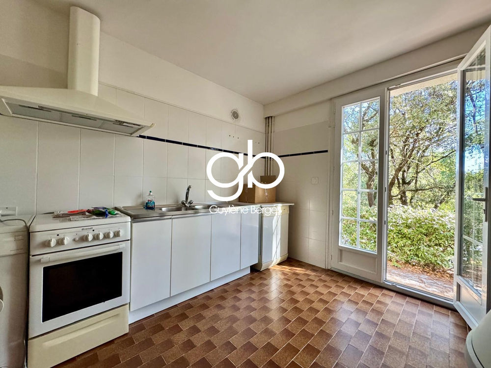 � vendre  Maison Saint-Cl�ment-de-Rivi�re (34980)