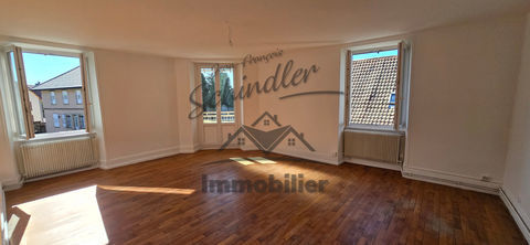   APPARTEMENT TYPE F5/F6 avec cave et place de stationnement Appartement - 5 pi�ce(s) - 113 m�