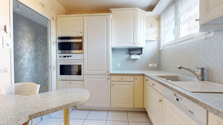  Appartement � vendre 5 pi�ces 82 m�