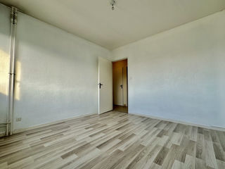  Appartement � louer 3 pi�ces 79 m�