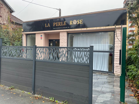 L'agence GIRARDI IMMOBILIER vous pr&eacute;sente en exclusivit&eacute; ce beau local commercial &agrave; Montb&eacute;liard. 192600 25200 Montbeliard