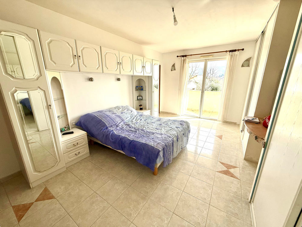 � vendre  Maison Marseille 12