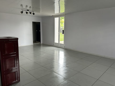   Spacieuse maison T5 proche Saint-Dizier Maison - 5 pi�ce(s) - 174 m�