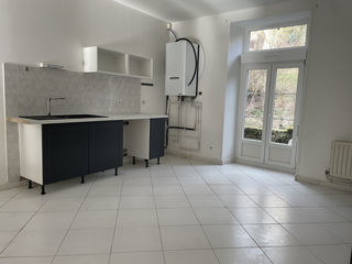  Appartement � louer 2 pi�ces 73 m�