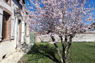  Maison � vendre 6 pi�ces 220 m�