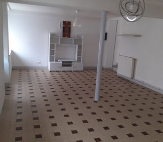  Immeuble � vendre 351 m�