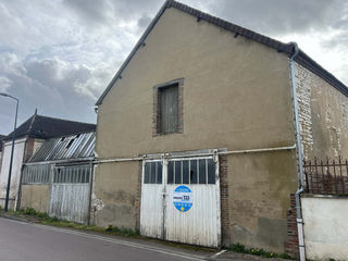  Maison � vendre 4 pi�ces 240 m�