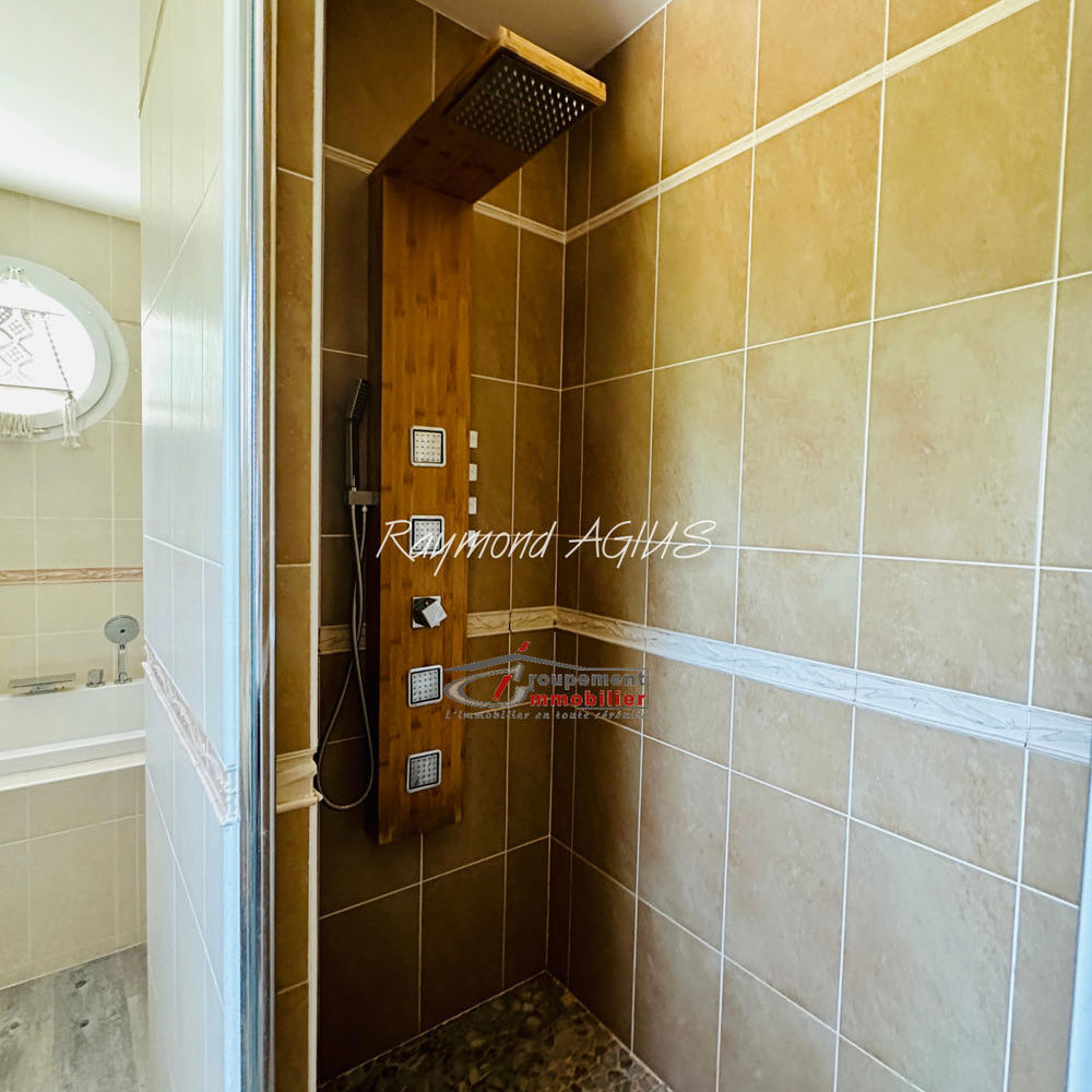 � vendre  Maison Montazeau (24230)