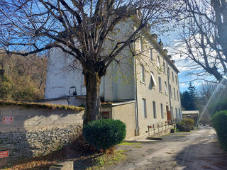  Maison � vendre 15 + pi�ces 1083 m�