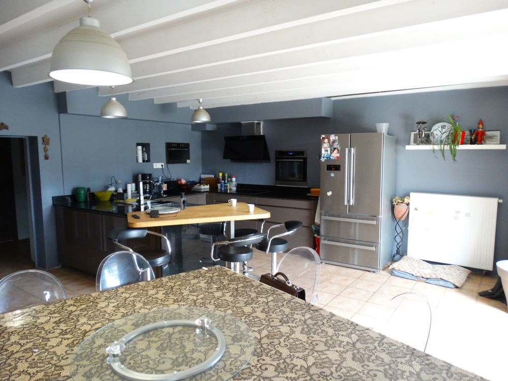 � vendre  Propri�t�/ch�teau Vanosc (07690)