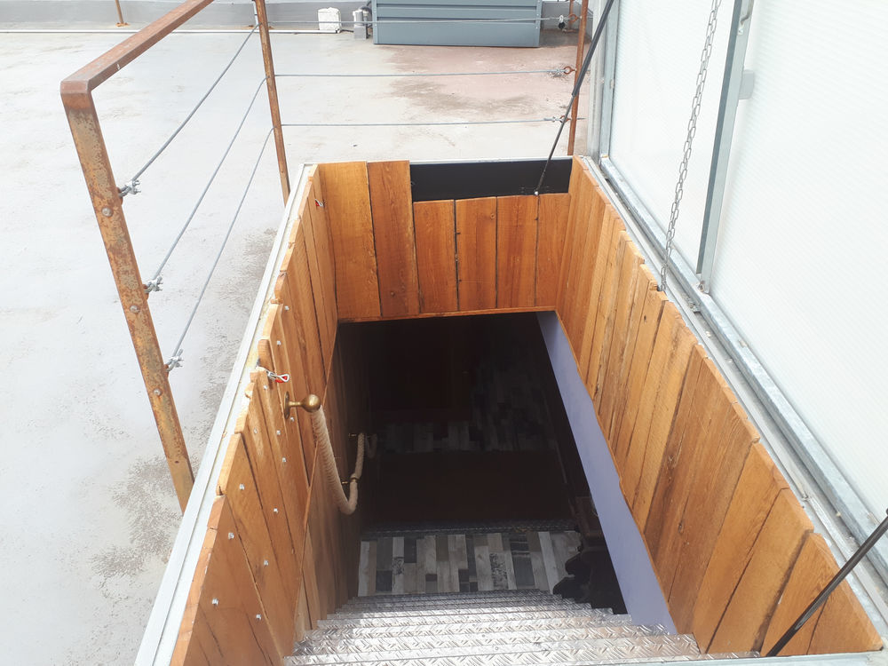 � vendre  Propri�t�/ch�teau Vou (37240)