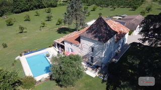  Maison � vendre 15 + pi�ces 515 m�