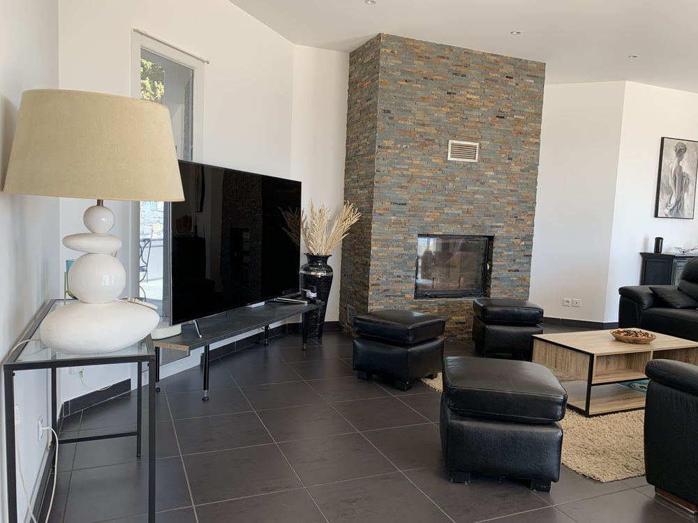 � vendre  Maison Lumio (20260)