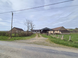  Propri�t�/ch�teau � vendre 13 pi�ces 251 m�