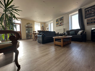  Maison � vendre 8 pi�ces 280 m�