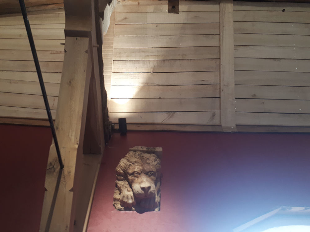 � vendre  Propri�t�/ch�teau Vou (37240)