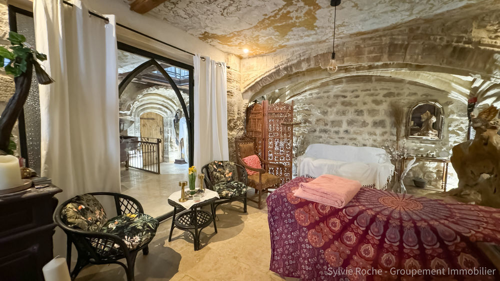 � vendre  Propri�t�/ch�teau Caderousse (84860)