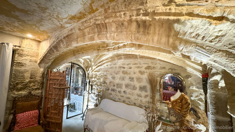 � vendre  Propri�t�/ch�teau Caderousse (84860)