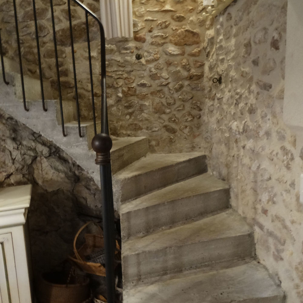 � vendre  Maison Viviers (07220)