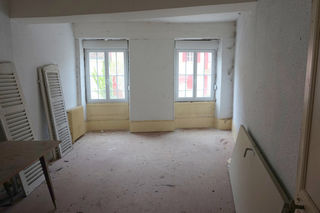  Immeuble � vendre 10 pi�ces 155 m�