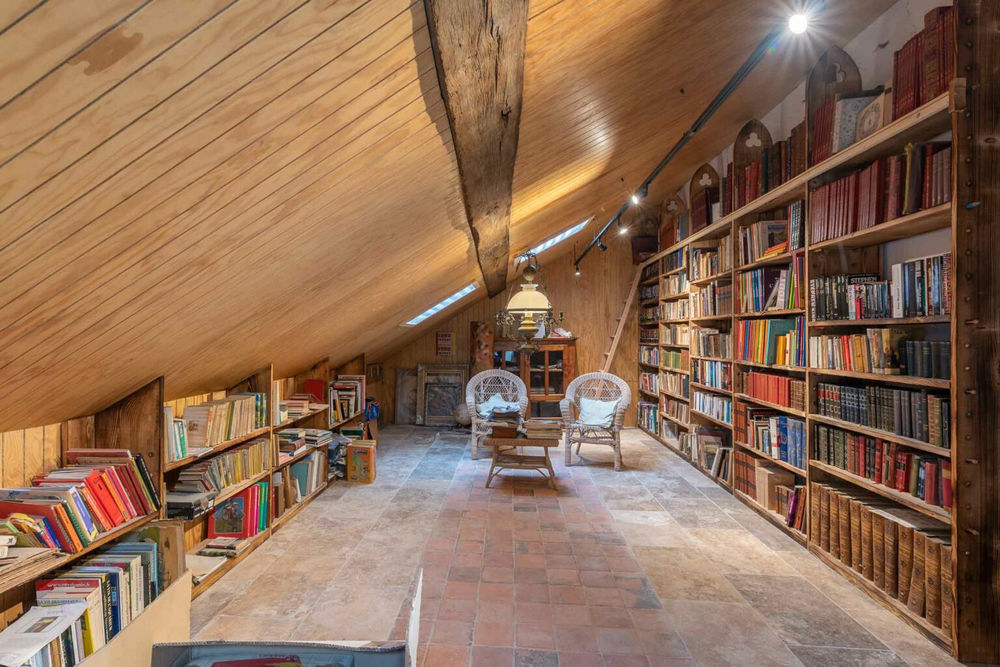 � vendre  Propri�t�/ch�teau Vou (37240)