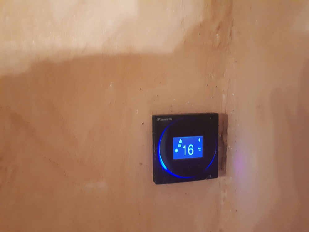 � vendre  Propri�t�/ch�teau Vou (37240)