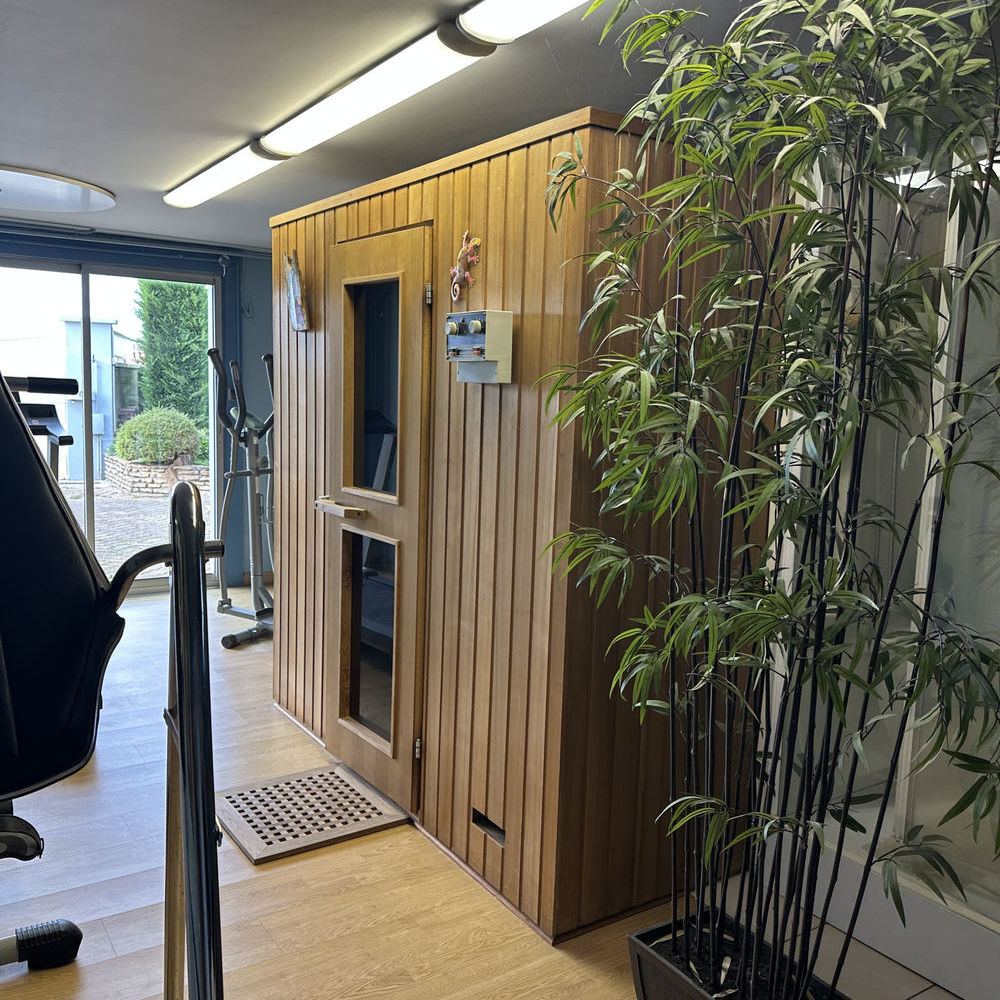 � vendre  Propri�t�/ch�teau Roanne (42300)