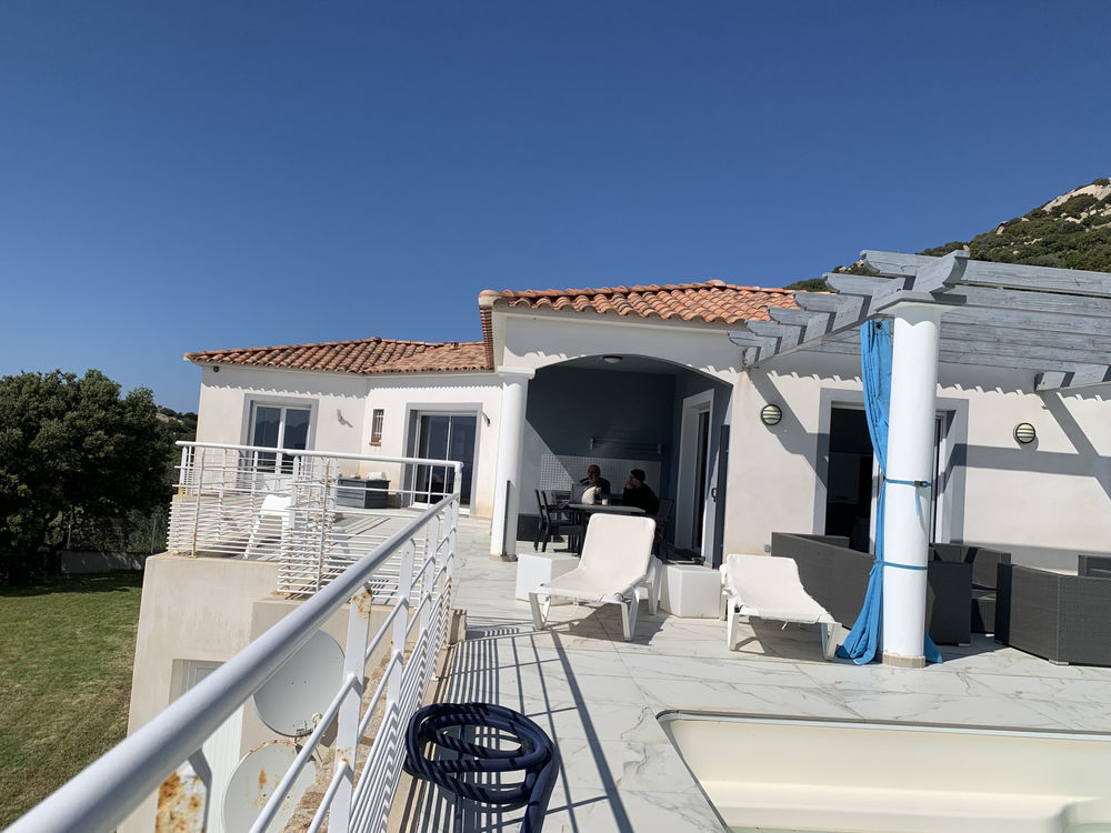 � vendre  Maison Lumio (20260)