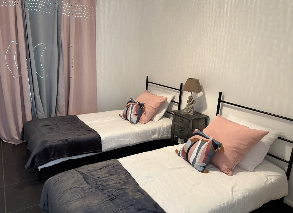 � vendre  Maison Lumio (20260)